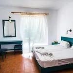 Hotell Three Stars