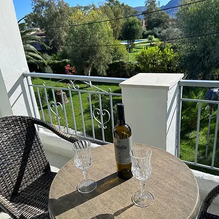 Three Stars モライティカ