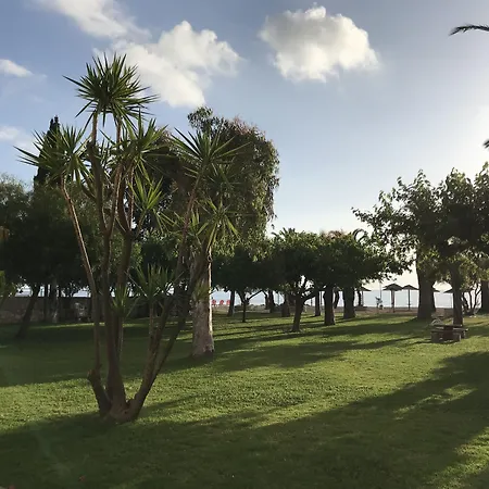 Hotel Three Stars 2*