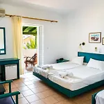 Three Stars Hotel 2*