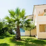 Hotel Three Stars Moraḯtika